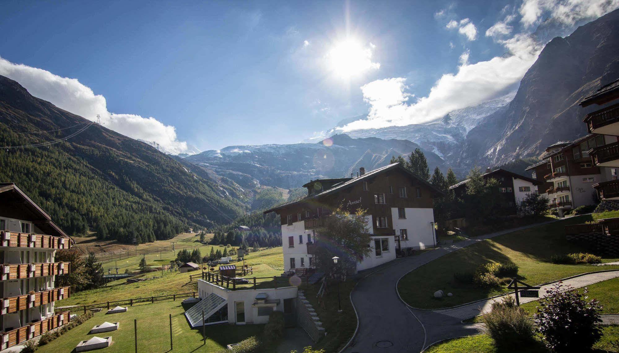 Berghof Garni - The Dom Collection Bed and Breakfast Saas Fee Exteriör bild