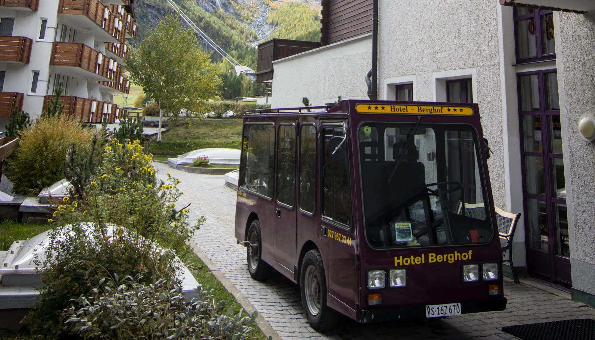 Berghof Garni - The Dom Collection Bed and Breakfast Saas Fee Exteriör bild